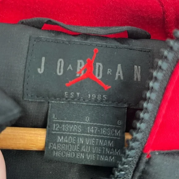 Jordan Boys Hybrid Jacket Size Large - Picture 4 of 8